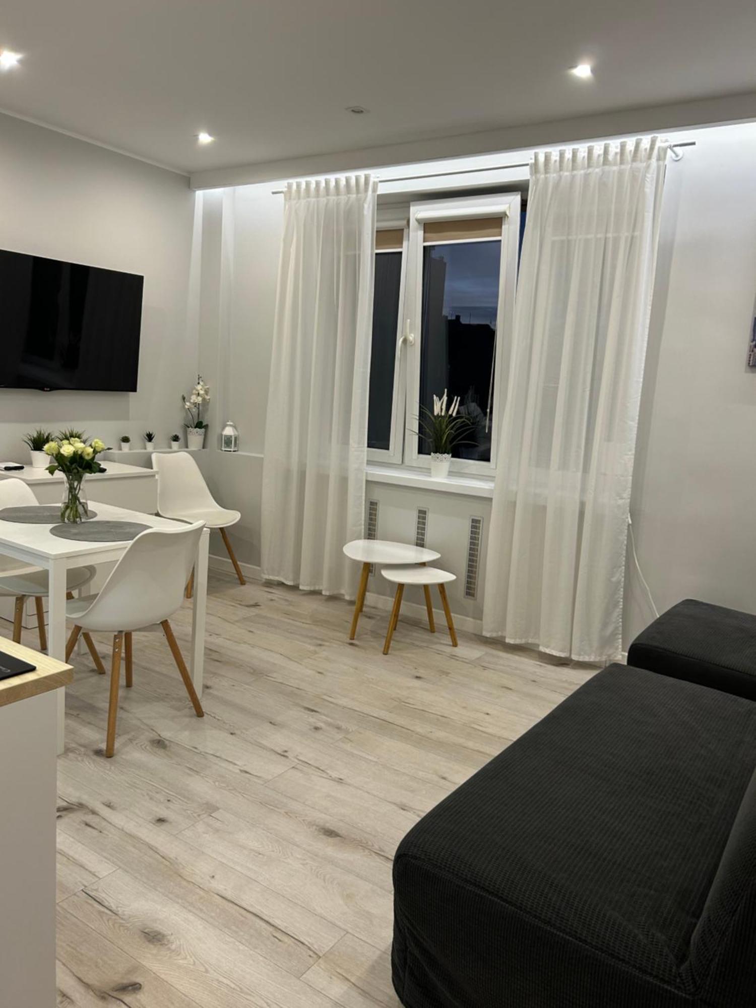 Apartament Na Dworcowej Centrum Parking Gratis Wroclaw Bagian luar foto