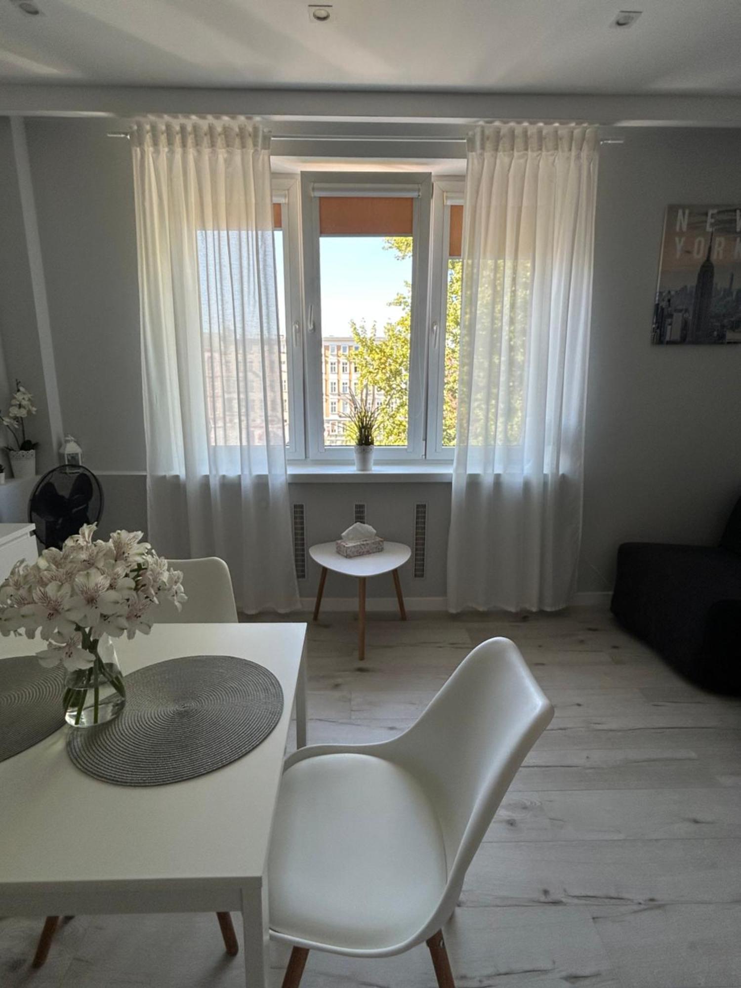 Apartament Na Dworcowej Centrum Parking Gratis Wroclaw Bagian luar foto